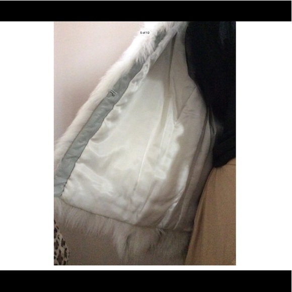 SAGA FOX Blue Fox Fur Coat W/ Leather Int Trimming - Picture 5 of 8